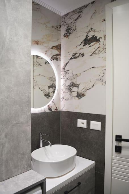 Sphinx Apartment Durrës 外观 照片